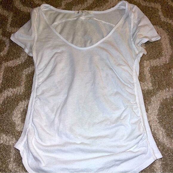 We the Free tshirt size M - Picture 1 of 6